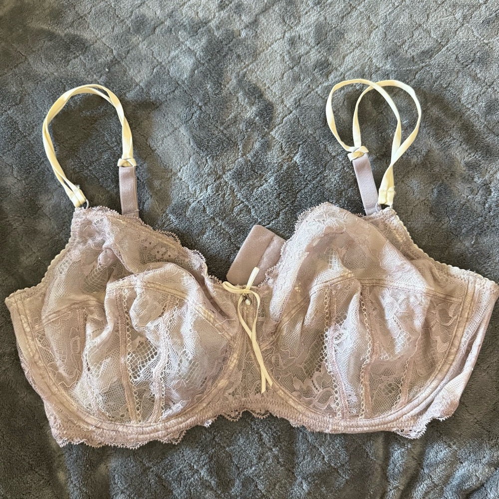 Cream and Purple Lace Bra Intimates